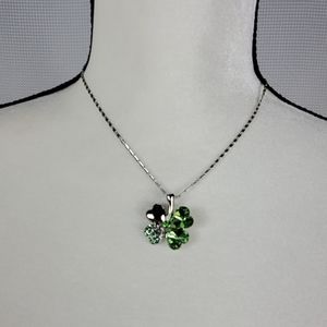 GREEN HEART CLOVER FASHION NECKLACE